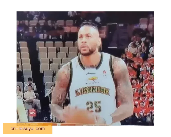 乌戈肯定防守表现 莫兰德谈球队磨合